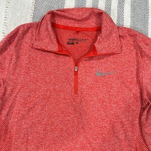 Women’s Nike dry fit golf shirt size large. Quarter zip and long sleeve!